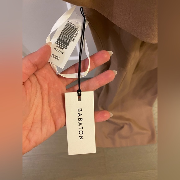 Babaton off shoulder dress - Picture 2 of 3